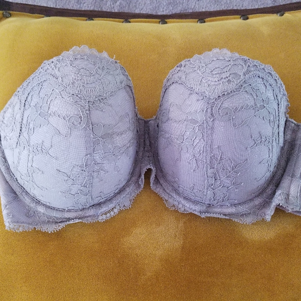 VS strapless bras